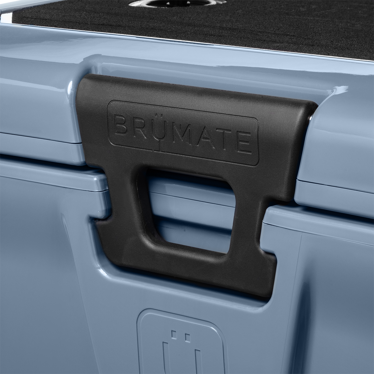brutank-20qt-r4 BruTank-20-Denim-Latch.png