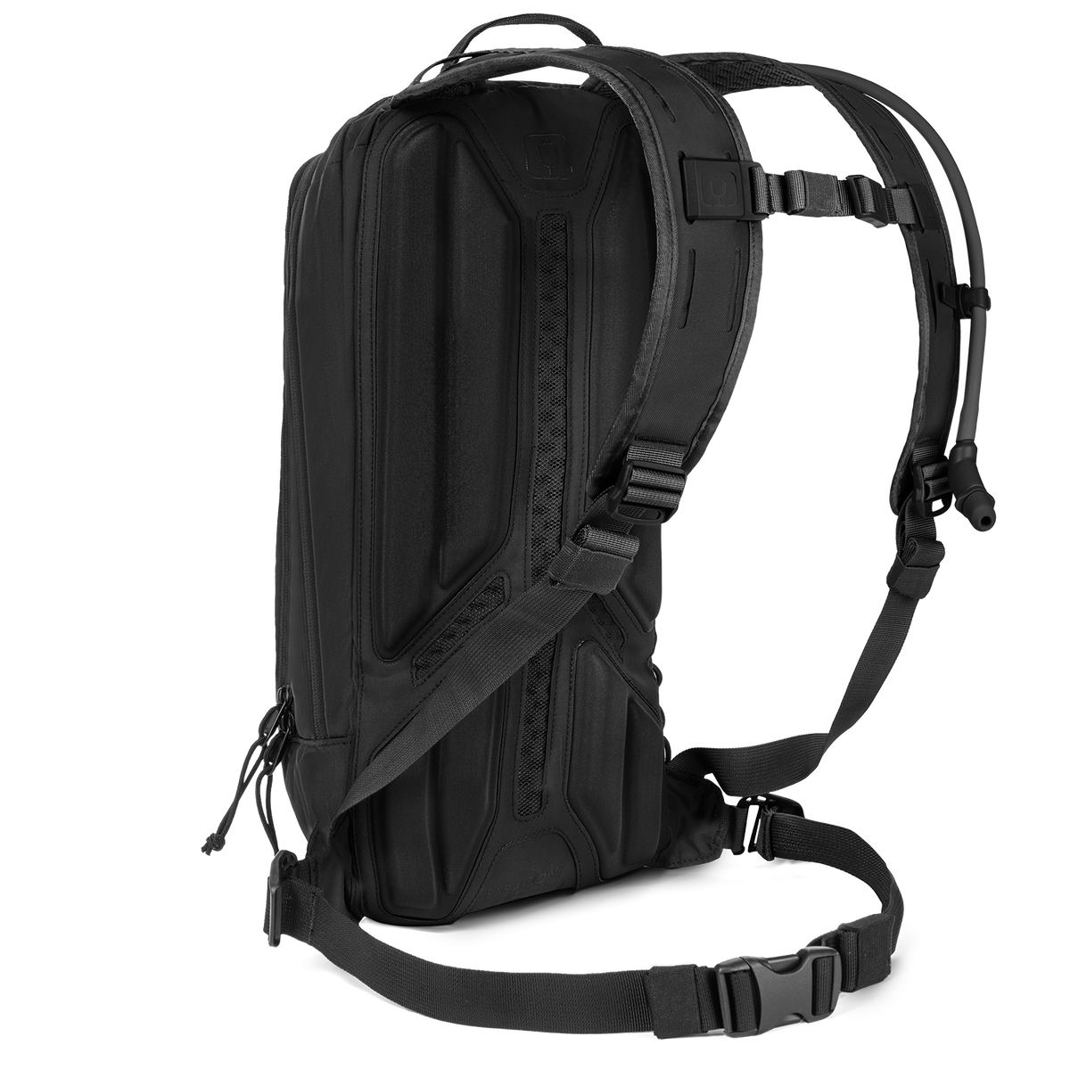 paragon-hydration-pack-t8 Paragon_Black_Quarter.png
